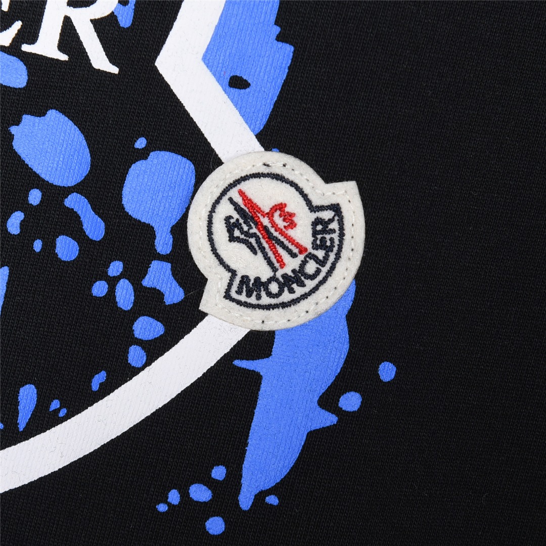 Moncler/蒙口 彩色泼墨徽标短袖T恤 白色 黑色-莆田鞋,莆田鞋货源,高仿鞋,高仿鞋货源,安福档口,莆田高仿鞋,莆田鞋批发,高仿鞋批发,莆田高仿运动鞋,高仿运动鞋,莆田运动鞋 Moncler/蒙口 彩色泼墨徽标短袖T恤 白色 黑色