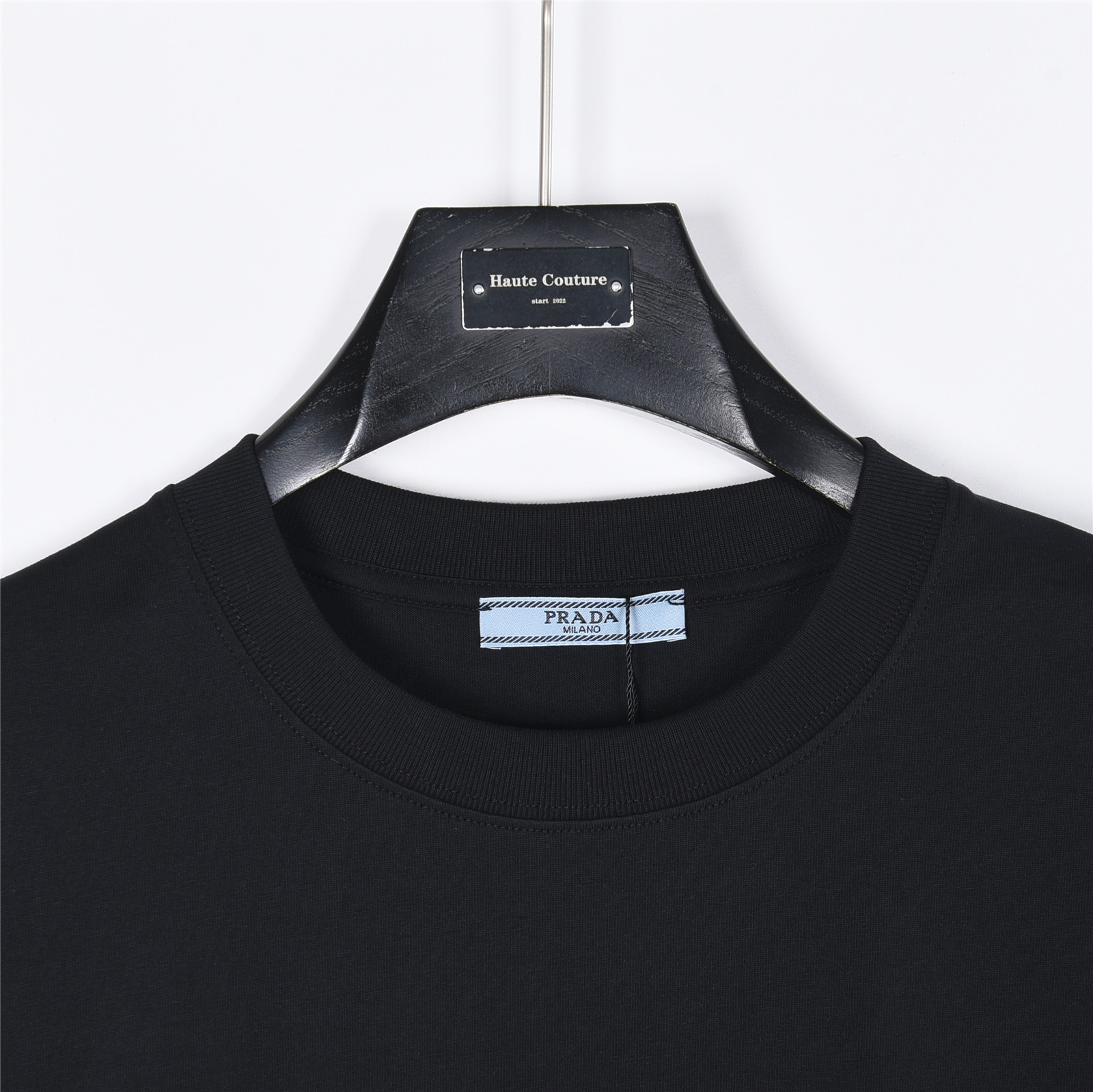 Prada 普拉达 条纹拼接三角标镶嵌短袖T恤-Chinese UA Cheap High Quatity Brand Clothes Bags handbags Sneakers wholesale wholesaler seller from China Factory suppliers Fashion Clothing Shoes best Quality Beautiful Price Prada 普拉达 条纹拼接三角标镶嵌短袖T恤