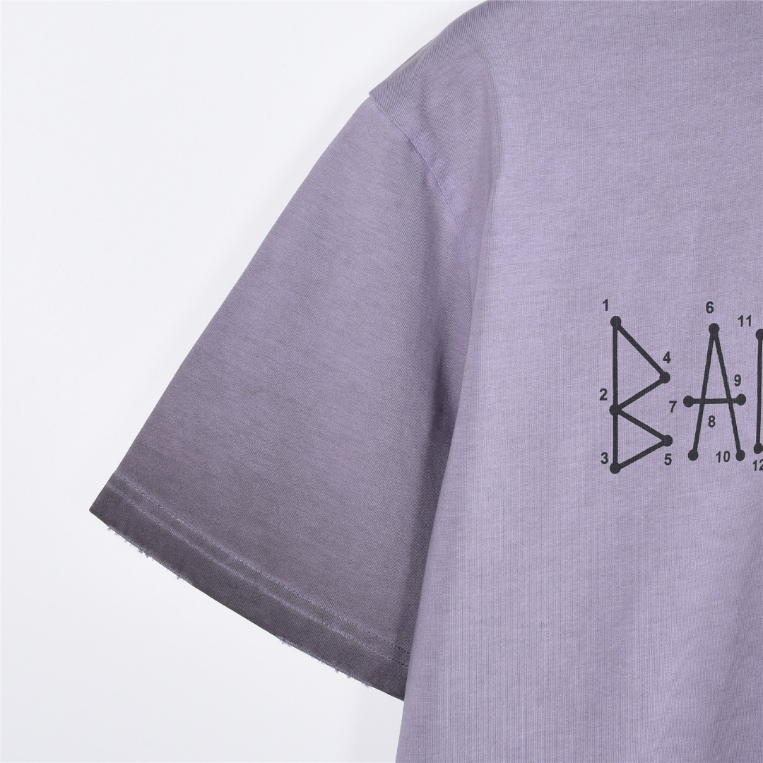 Balenciaga/巴黎世家 水洗泥染几何logo双B破洞短袖T恤-Top High Quatity Cheap Sneakers Fashion Clothing Clothes Bags handbags Shoes of all Brand wholesale With The best Quality And Beautiful Price from China Factory Chinese suppliers wholesaler seller Balenciaga/巴黎世家 水洗泥染几何logo双B破洞短袖T恤