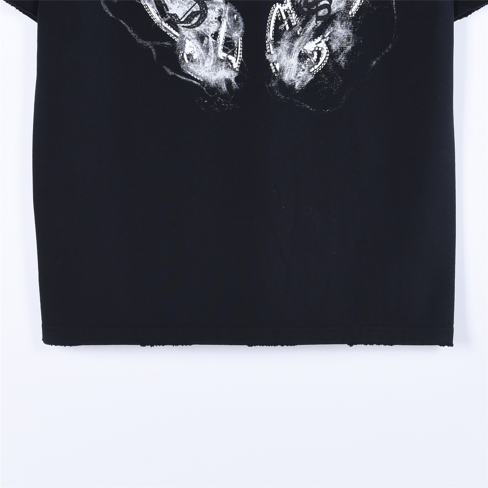 ChromeHearts/克罗心 马蹄刺绣烟雾泼墨水洗破洞短袖T恤 黑色 白色-Top High Quatity Cheap Sneakers Fashion Clothing Clothes Bags handbags Shoes of all Brand wholesale With The best Quality And Beautiful Price from China Factory Chinese suppliers wholesaler seller ChromeHearts/克罗心 马蹄刺绣烟雾泼墨水洗破洞短袖T恤 黑色 白色