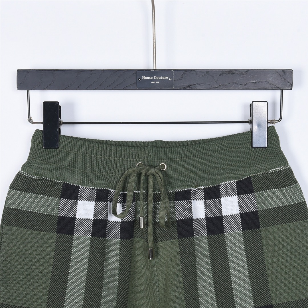 Burberry/巴宝莉 大格纹针织短裤 卡其格 墨绿格-莆田鞋,莆田鞋货源,高仿鞋,高仿鞋货源,安福档口,莆田高仿鞋,莆田鞋批发,高仿鞋批发,莆田高仿运动鞋,高仿运动鞋,莆田运动鞋 Burberry/巴宝莉 大格纹针织短裤 卡其格 墨绿格