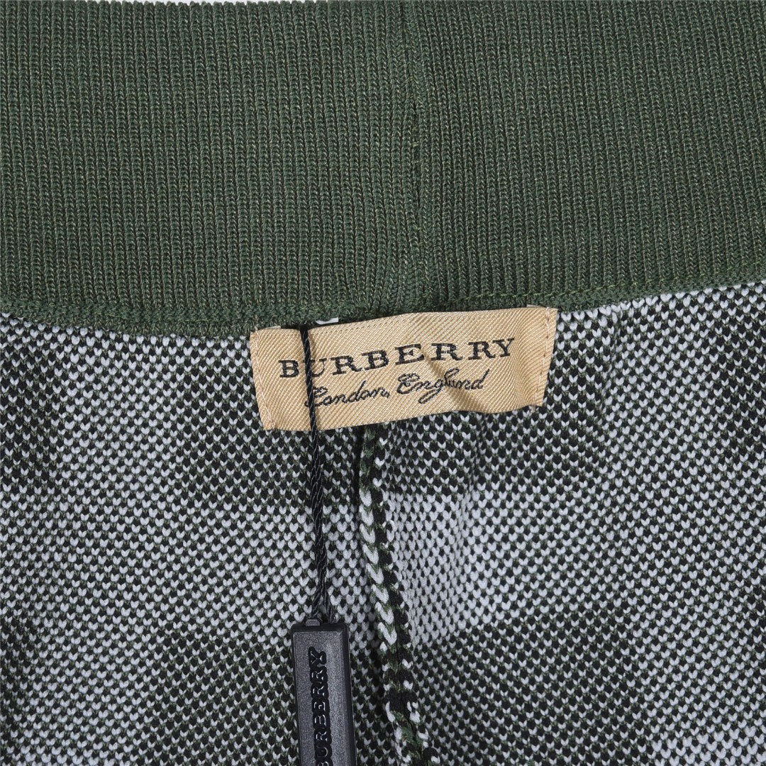 Burberry/巴宝莉 大格纹针织短裤 卡其格 墨绿格-莆田鞋,莆田鞋货源,高仿鞋,高仿鞋货源,安福档口,莆田高仿鞋,莆田鞋批发,高仿鞋批发,莆田高仿运动鞋,高仿运动鞋,莆田运动鞋 Burberry/巴宝莉 大格纹针织短裤 卡其格 墨绿格