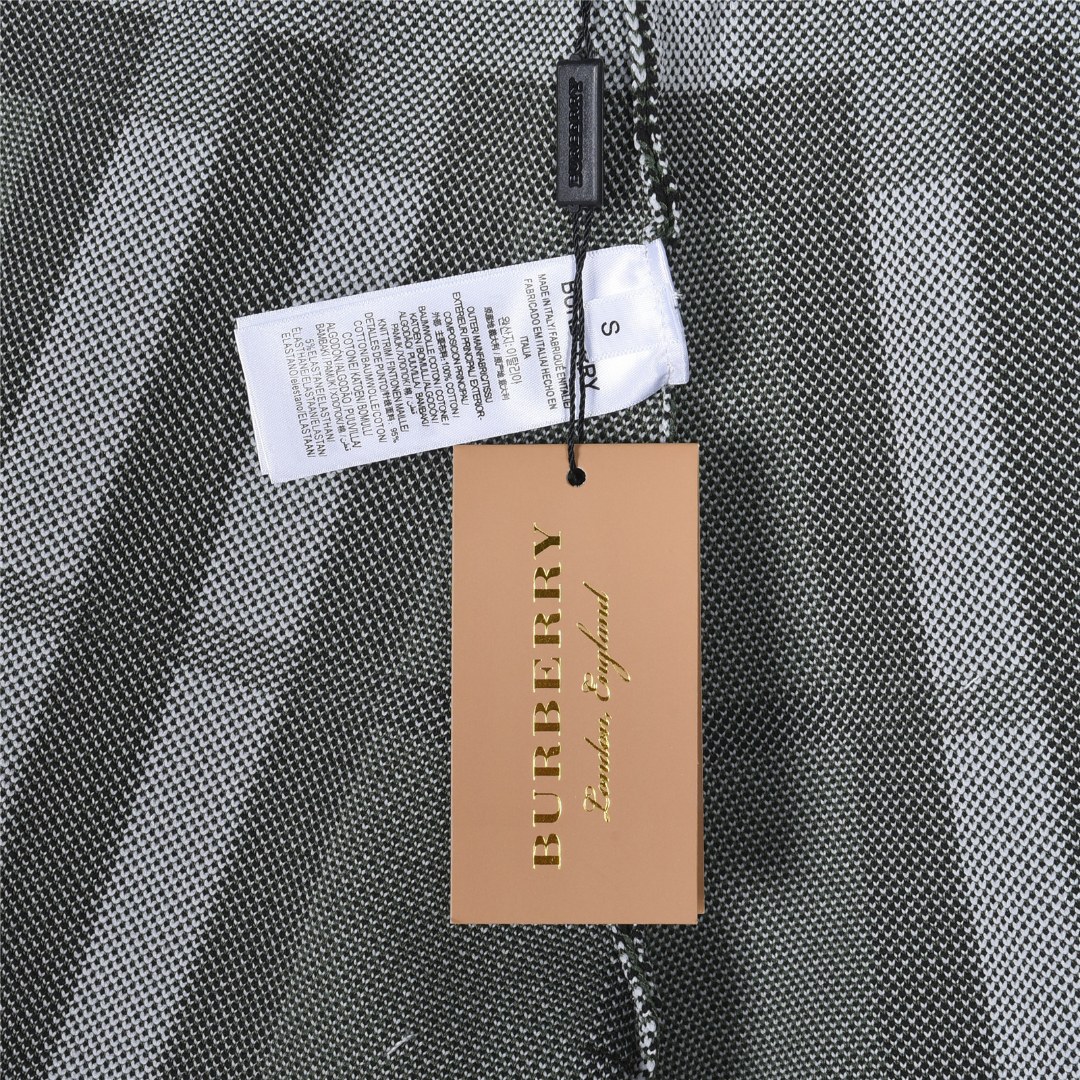 Burberry/巴宝莉 大格纹针织短裤 卡其格 墨绿格-莆田鞋,莆田鞋货源,高仿鞋,高仿鞋货源,安福档口,莆田高仿鞋,莆田鞋批发,高仿鞋批发,莆田高仿运动鞋,高仿运动鞋,莆田运动鞋 Burberry/巴宝莉 大格纹针织短裤 卡其格 墨绿格