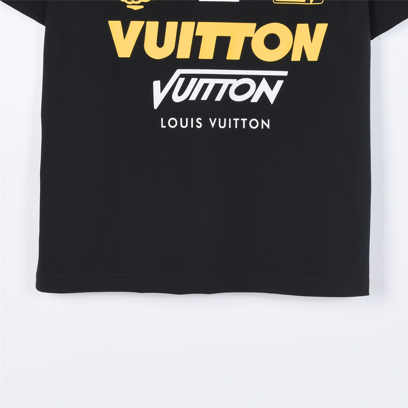 LouisVuitton/路易威登 后背多logo图案印花圆领短袖T恤 黑色 白色