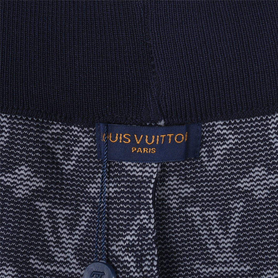 LouisVuitton/路易威登 全幅老花提花针织短裤 藏青 LouisVuitton/路易威登 全幅老花提花针织短裤 藏青