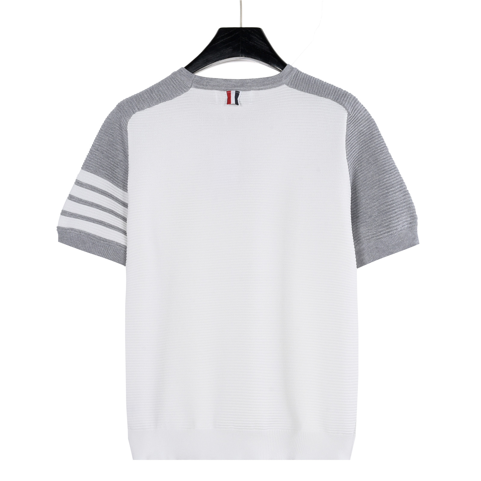 Thom Browne /汤姆布朗 水波纹华夫格针织短袖T恤-Top High Quatity Cheap Sneakers Fashion Clothing Clothes Bags handbags Shoes of all Brand wholesale With The best Quality And Beautiful Price from China Factory Chinese suppliers wholesaler seller Thom Browne /汤姆布朗 水波纹华夫格针织短袖T恤