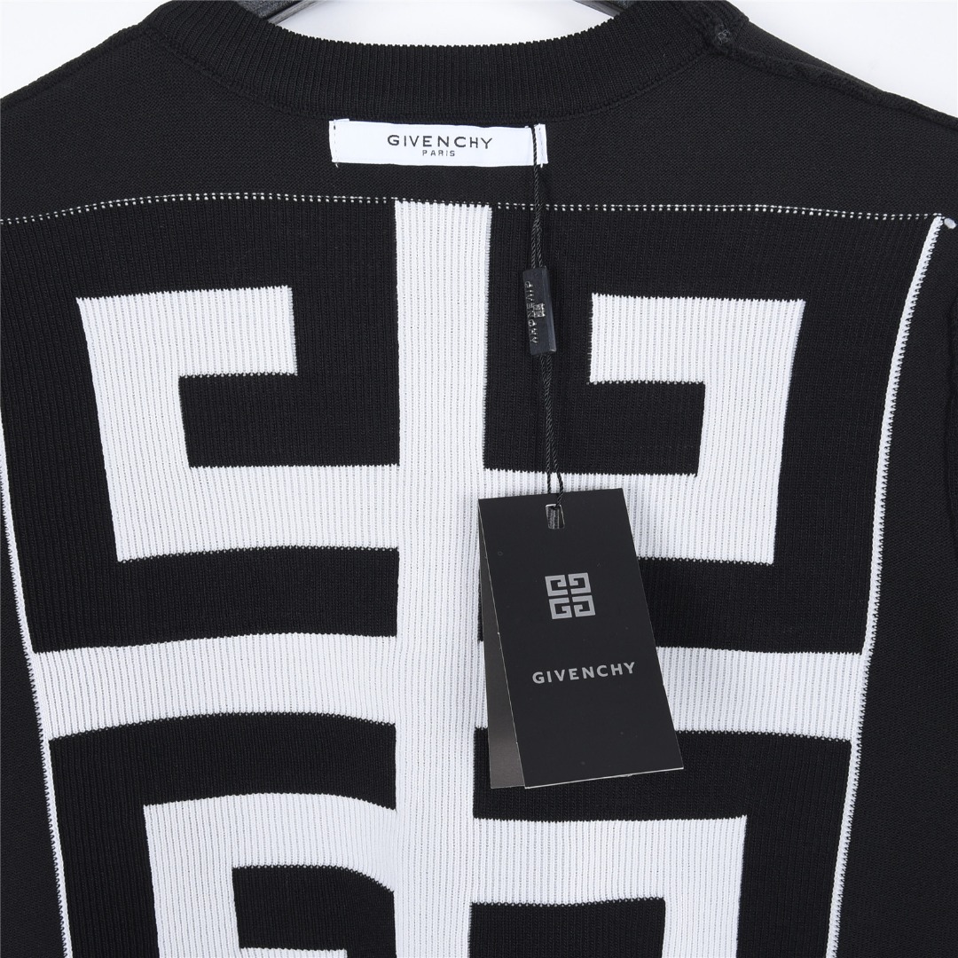 Givenchy纪梵希 字母logo宫格提花针织短袖T恤 黑色-Top High Quatity Cheap Sneakers Fashion Clothing Clothes Bags handbags Shoes of all Brand wholesale With The best Quality And Beautiful Price from China Factory Chinese suppliers wholesaler seller Givenchy纪梵希 字母logo宫格提花针织短袖T恤 黑色