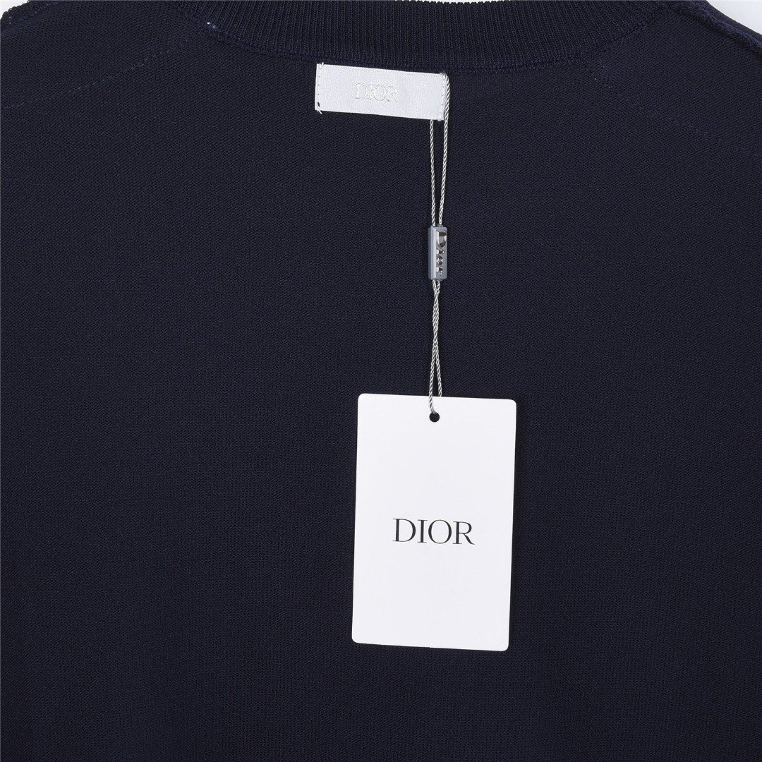Dior/迪奥 肩袖提花织带拼接短袖T恤 藏青-莆田鞋,莆田鞋货源,高仿鞋,高仿鞋货源,安福档口,莆田高仿鞋,莆田鞋批发,高仿鞋批发,莆田高仿运动鞋,高仿运动鞋,莆田运动鞋 Dior/迪奥 肩袖提花织带拼接短袖T恤 藏青