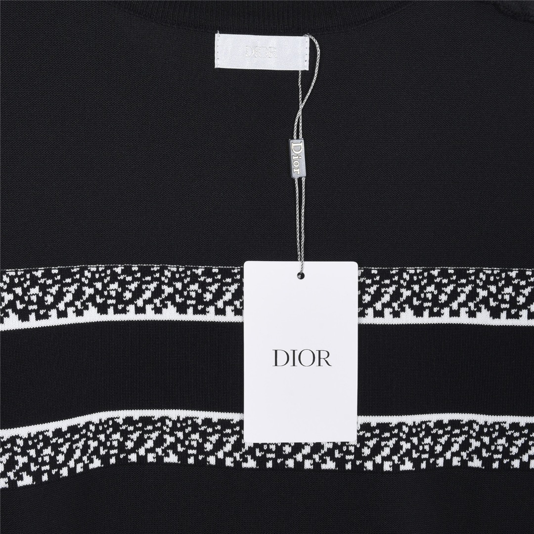 Dior/迪奥 胸前字母提花针织短袖T恤 白色 黑色 Dior/迪奥 胸前字母提花针织短袖T恤 白色 黑色