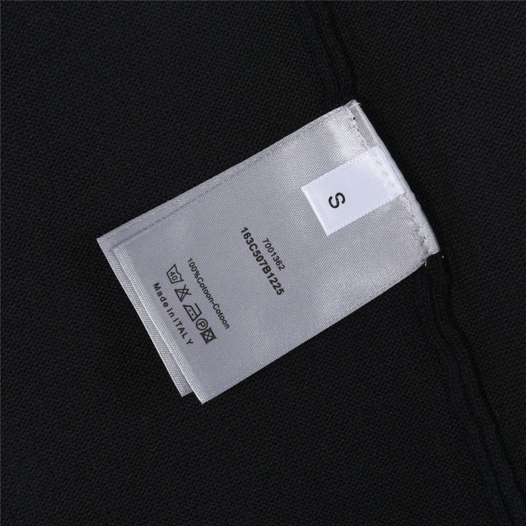 Dior/迪奥 胸前字母提花针织短袖T恤 白色 黑色 Dior/迪奥 胸前字母提花针织短袖T恤 白色 黑色