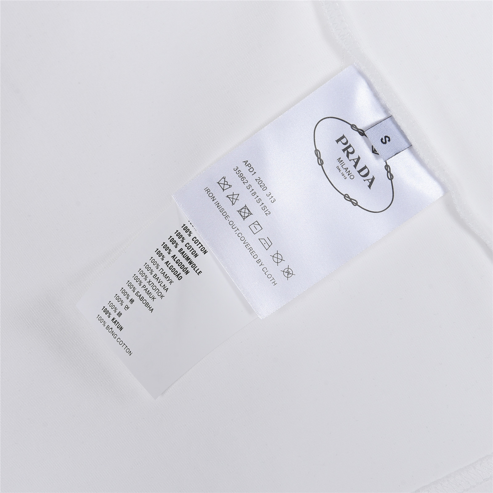 Prada/普拉达 小人及后背贴布泼墨刺绣字母短袖T恤 白色 黑色