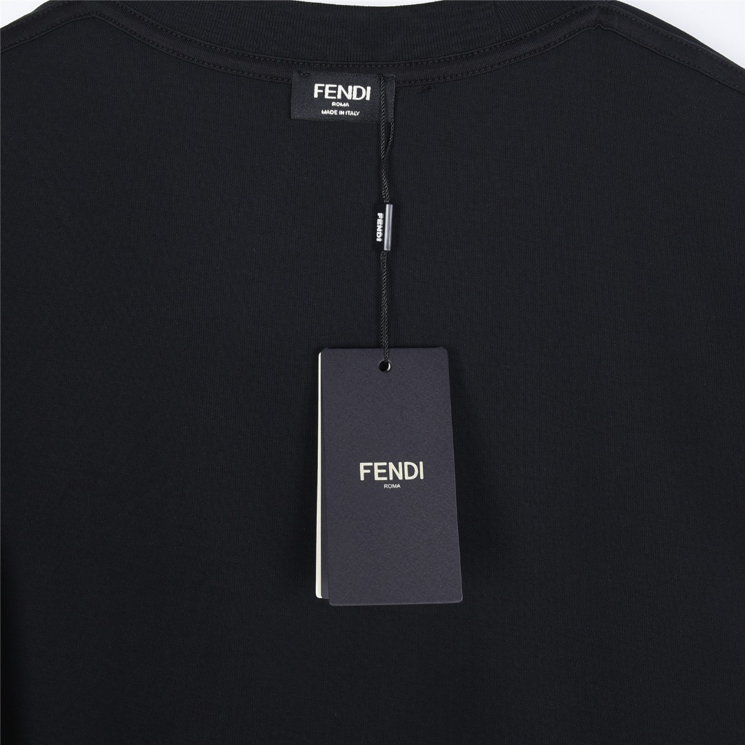 Fendi芬迪 简约FF立体刺绣短袖T恤-Top High Quatity Cheap Sneakers Fashion Clothing Clothes Bags handbags Shoes of all Brand wholesale With The best Quality And Beautiful Price from China Factory Chinese suppliers wholesaler seller Fendi芬迪 简约FF立体刺绣短袖T恤