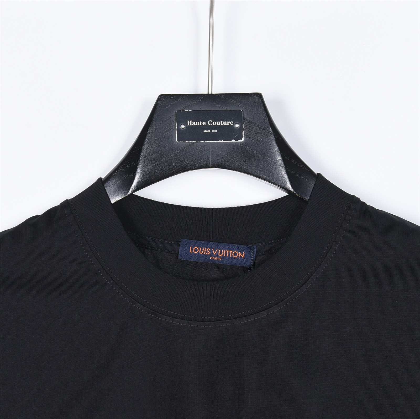 Louis Vuitton路易威登 炫彩logo刺绣圆领短袖T恤-Top High Quatity Cheap Sneakers Fashion Clothing Clothes Bags handbags Shoes of all Brand wholesale With The best Quality And Beautiful Price from China Factory Chinese suppliers wholesaler seller Louis Vuitton路易威登 炫彩logo刺绣圆领短袖T恤