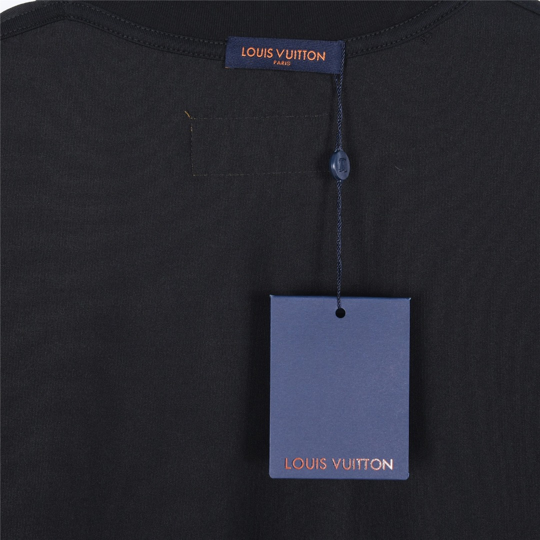 Louis Vuitton路易威登 炫彩logo刺绣圆领短袖T恤-Top High Quatity Cheap Sneakers Fashion Clothing Clothes Bags handbags Shoes of all Brand wholesale With The best Quality And Beautiful Price from China Factory Chinese suppliers wholesaler seller Louis Vuitton路易威登 炫彩logo刺绣圆领短袖T恤