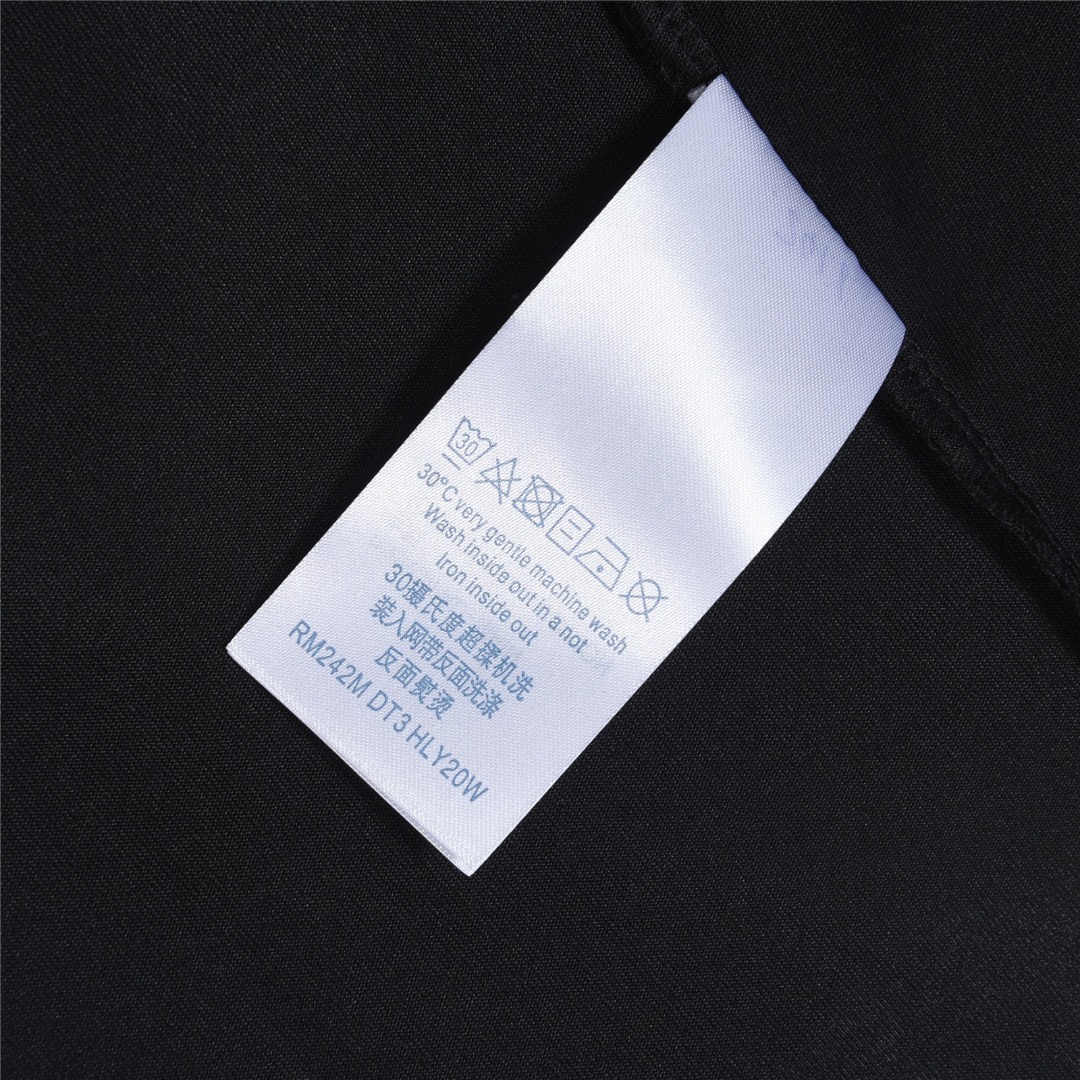 Louis Vuitton路易威登 炫彩logo刺绣圆领短袖T恤-Top High Quatity Cheap Sneakers Fashion Clothing Clothes Bags handbags Shoes of all Brand wholesale With The best Quality And Beautiful Price from China Factory Chinese suppliers wholesaler seller Louis Vuitton路易威登 炫彩logo刺绣圆领短袖T恤
