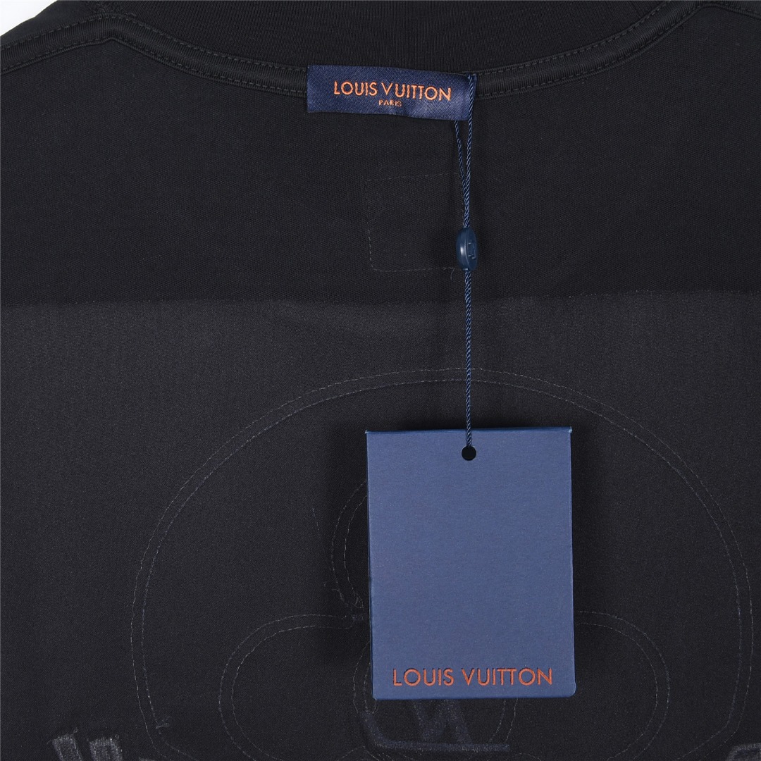 Louis Vuitton路易威登 破坏牛仔贴布刺绣圆领短袖T恤 黑色 白色-Top High Quatity Cheap Sneakers Fashion Clothing Clothes Bags handbags Shoes of all Brand wholesale With The best Quality And Beautiful Price from China Factory Chinese suppliers wholesaler seller Louis Vuitton路易威登 破坏牛仔贴布刺绣圆领短袖T恤 黑色 白色