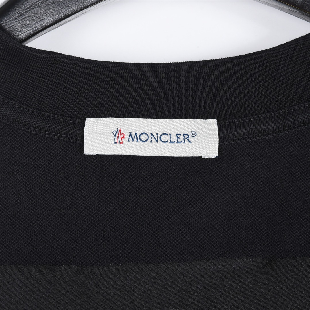 MONCLER/蒙口 NIGO联名刺绣圆领短袖T恤 MONCLER/蒙口 NIGO联名刺绣圆领短袖T恤