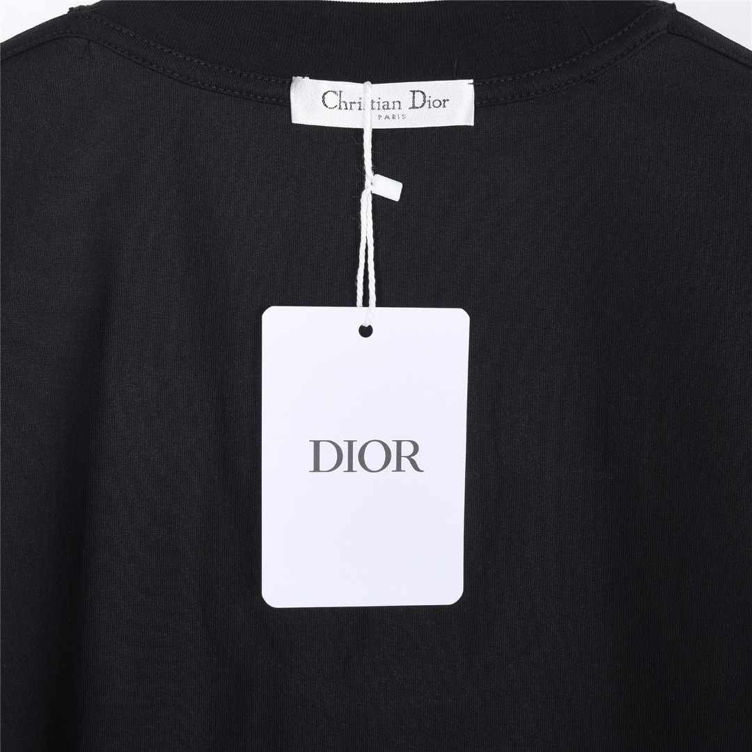 Dior/迪奥 胸前小标印花字母短袖T恤-Chinese UA Cheap High Quatity Brand Clothes Bags handbags Sneakers wholesale wholesaler seller from China Factory suppliers Fashion Clothing Shoes best Quality Beautiful Price Dior/迪奥 胸前小标印花字母短袖T恤