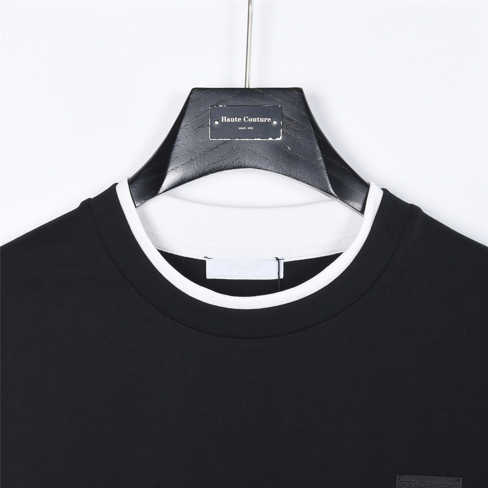 Prada/普拉达 假两件拼接三角标贴布短袖T恤-Top High Quatity Cheap Sneakers Fashion Clothing Clothes Bags handbags Shoes of all Brand wholesale With The best Quality And Beautiful Price from China Factory Chinese suppliers wholesaler seller Prada/普拉达 假两件拼接三角标贴布短袖T恤