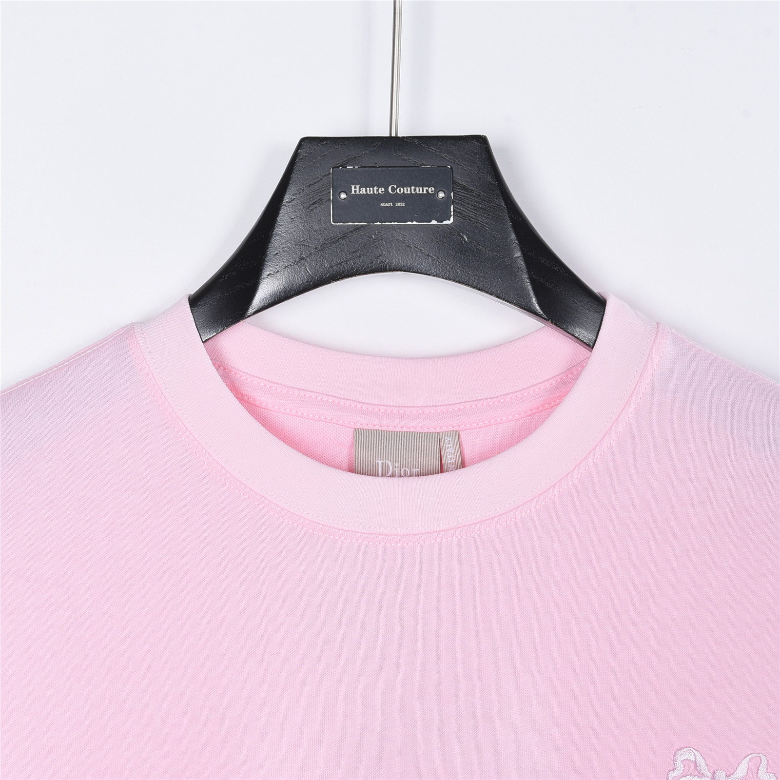 Dior/迪奥 小鸟花卉刺绣logo短袖T恤 黑色 白色-莆田鞋,莆田鞋货源,高仿鞋,高仿鞋货源,安福档口,莆田高仿鞋,莆田鞋批发,高仿鞋批发,莆田高仿运动鞋,高仿运动鞋,莆田运动鞋 Dior/迪奥 小鸟花卉刺绣logo短袖T恤 黑色 白色