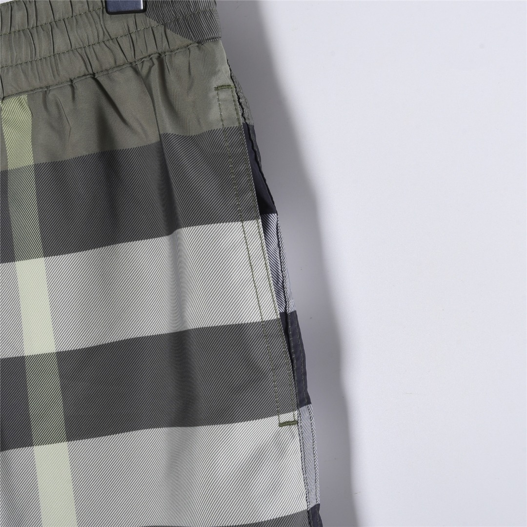 Burberry/巴宝莉 格纹抽绳网眼内衬沙滩短裤