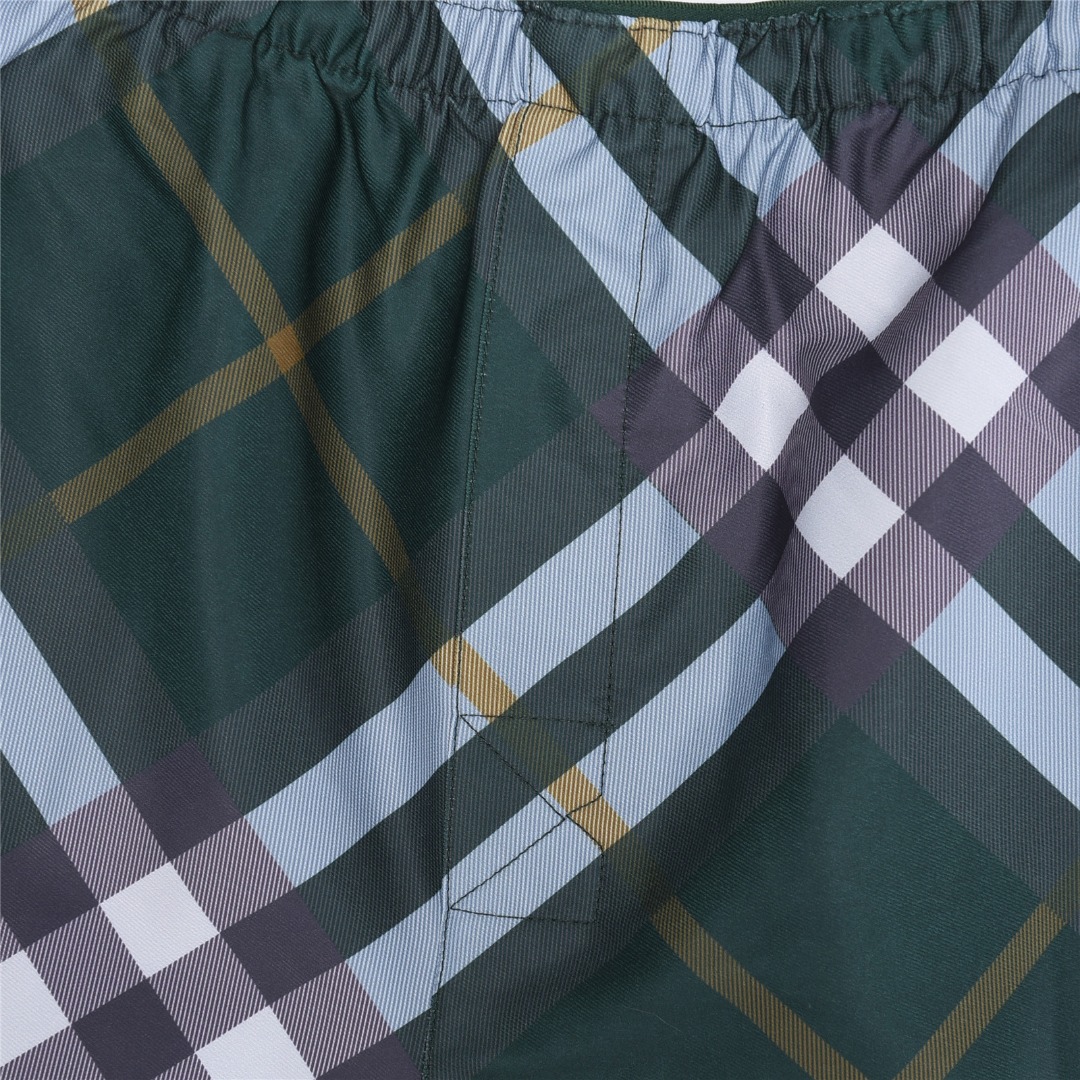Burberry/巴宝莉 斜纹格纹网眼内衬沙滩短裤-Chinese UA Cheap High Quatity Brand Clothes Bags handbags Sneakers wholesale wholesaler seller from China Factory suppliers Fashion Clothing Shoes best Quality Beautiful Price Burberry/巴宝莉 斜纹格纹网眼内衬沙滩短裤