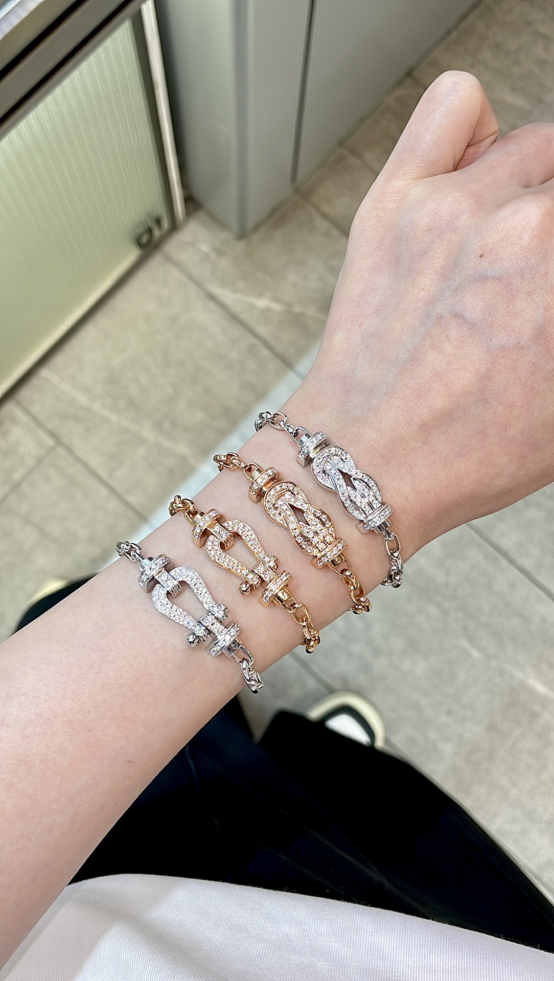 Fred Pavé Diamond Bracelet - Comprehensive 3