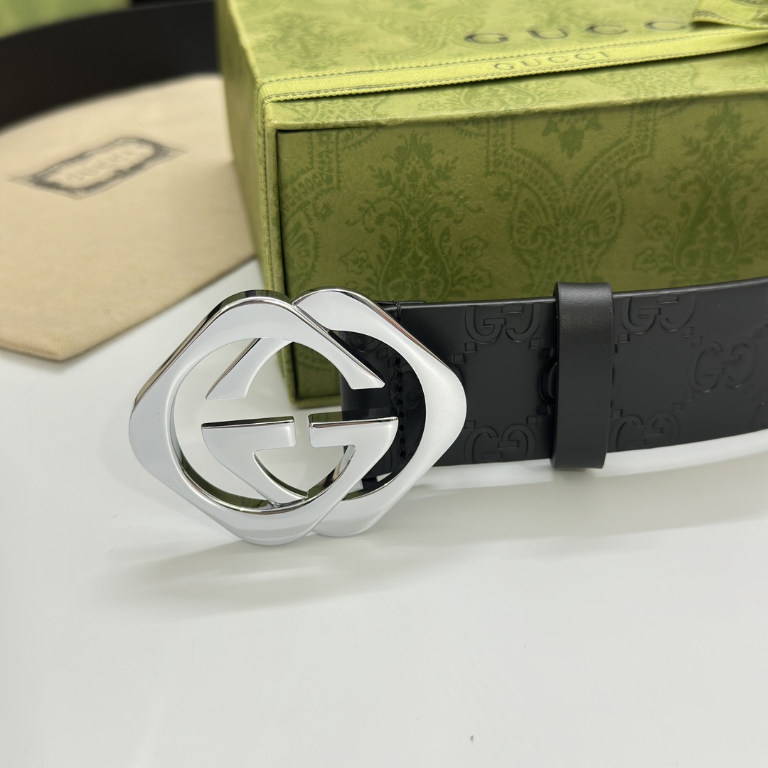 Gucci 古奇 宽度4.0cm ，压花面搭配 精品扣，精工制作，细节看图， 摄，高端奢华