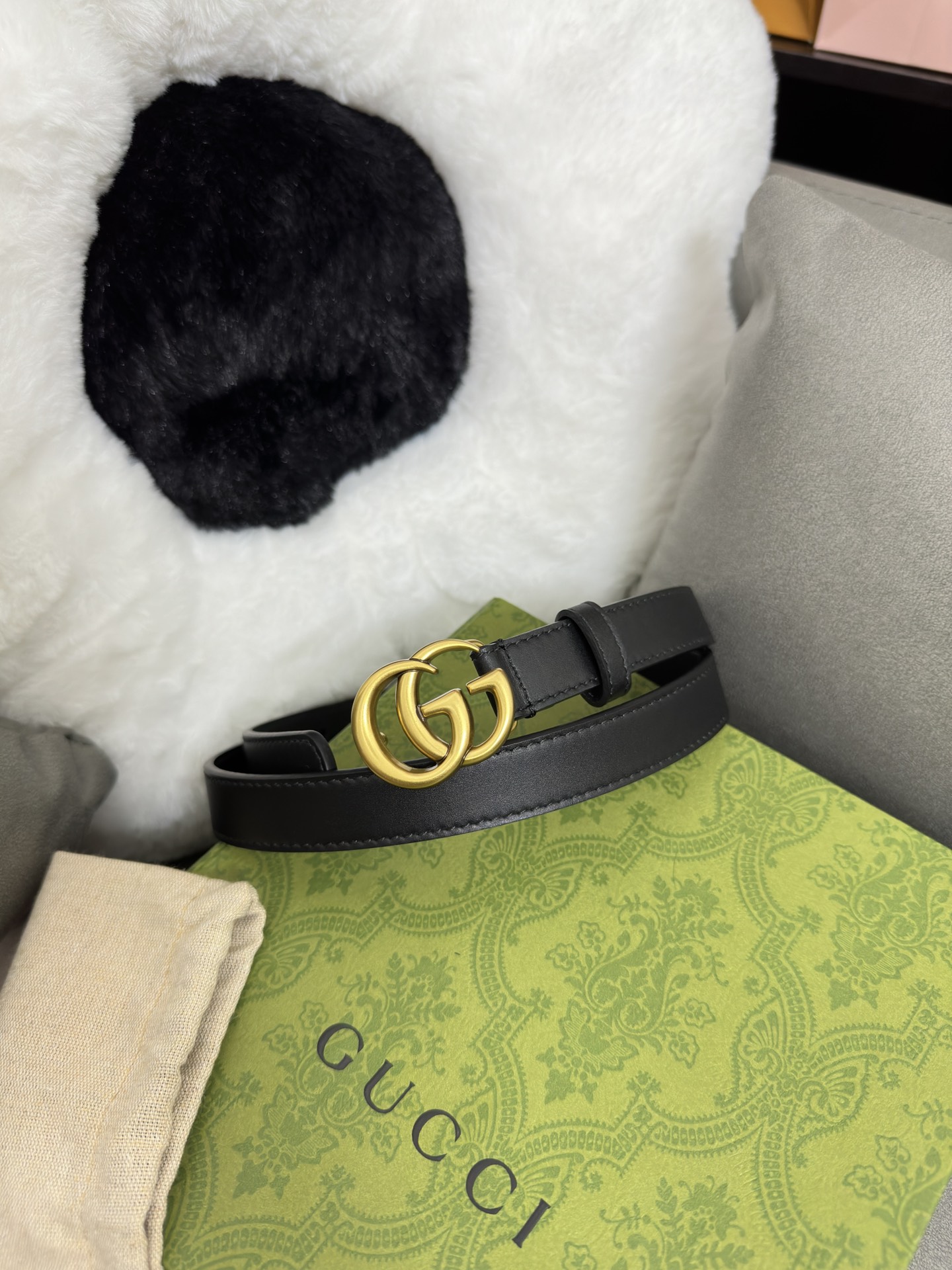 Gucci 古奇 细纹小牛皮，内衬进口专用底 宽2.0cm GG扣