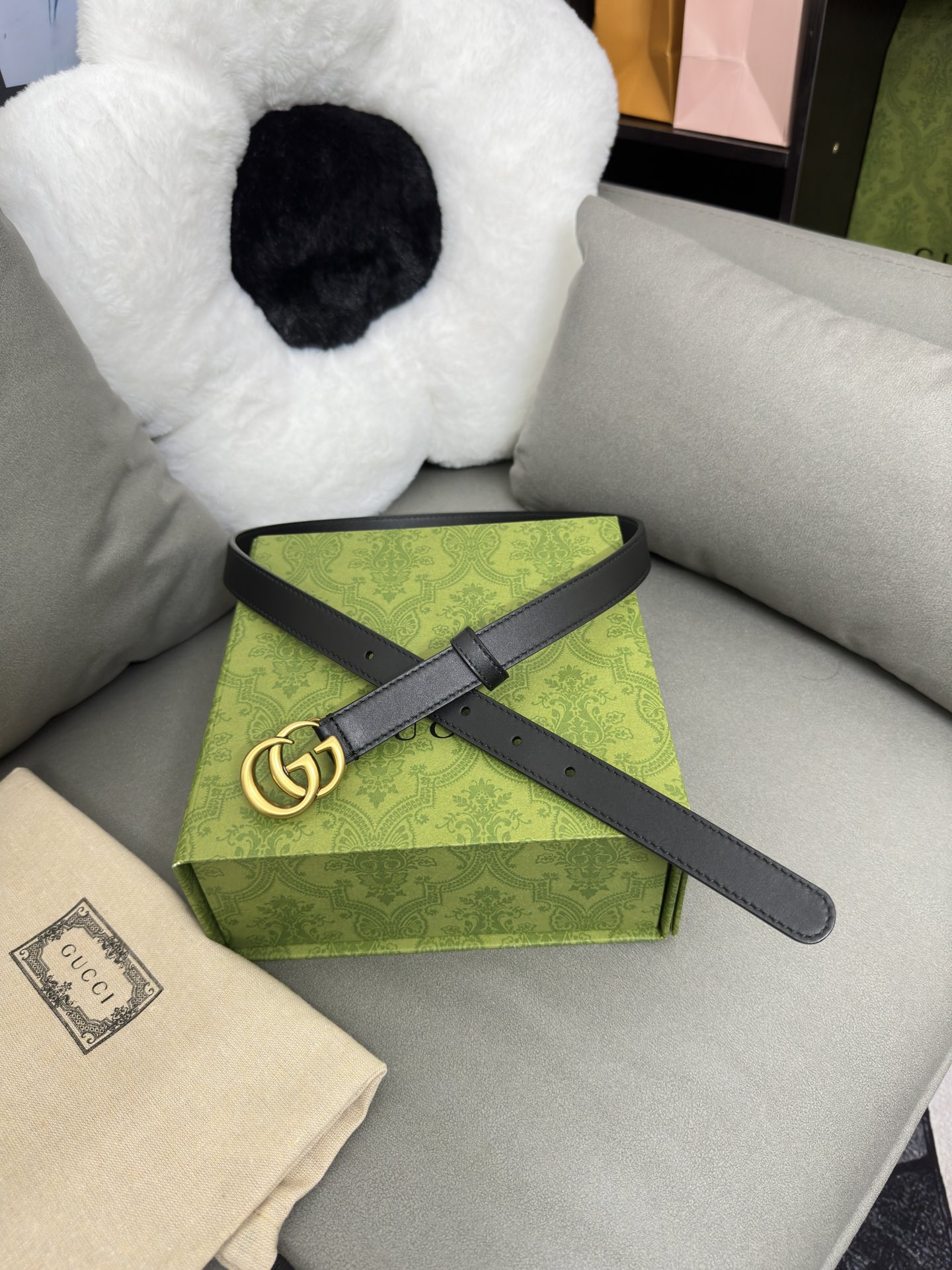 Gucci 古奇 细纹小牛皮，内衬进口专用底 宽2.0cm GG扣