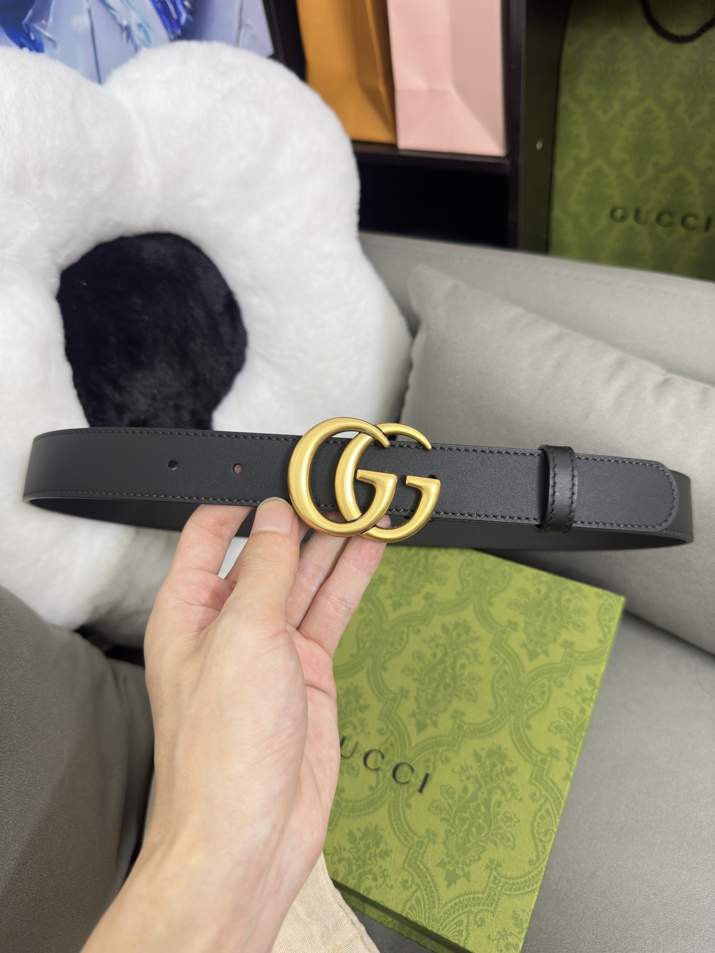 Gucci 古奇 细纹小牛皮，内衬进口专用底 宽3.0cm GG扣