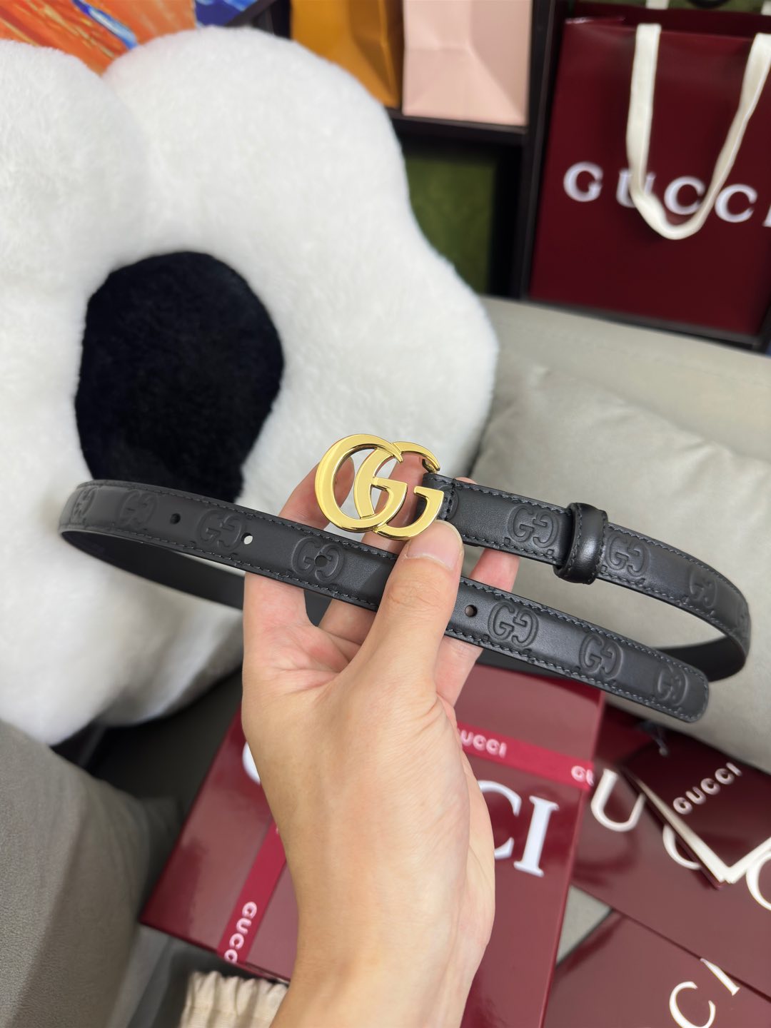  Gucci 百搭黑色GG压花  宽度 2.0cm  平面GG扣