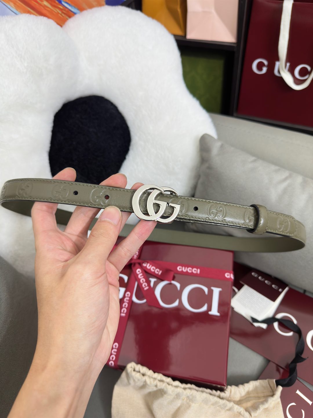  Gucci 鼠尾草绿GG压花  宽度 2.0cm  平面GG扣
