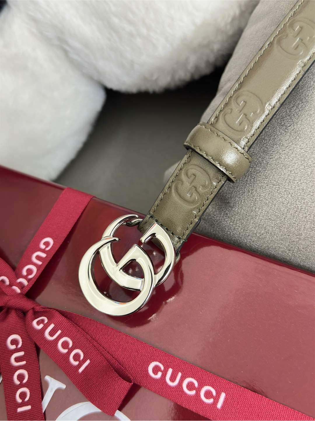  Gucci 鼠尾草绿GG压花  宽度 2.0cm  平面GG扣