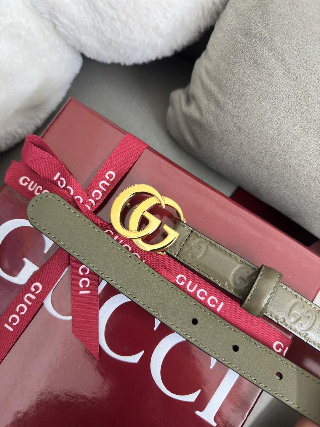  Gucci 鼠尾草绿GG压花  宽度 2.0cm  平面GG扣