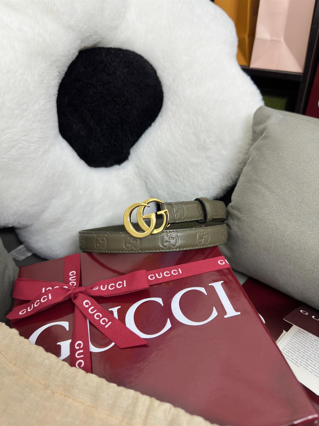  Gucci 鼠尾草绿GG压花  宽度 2.0cm  平面GG扣