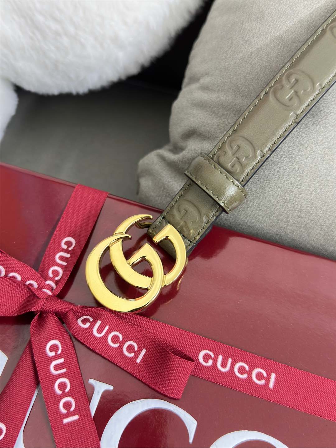  Gucci 鼠尾草绿GG压花  宽度 2.0cm  平面GG扣