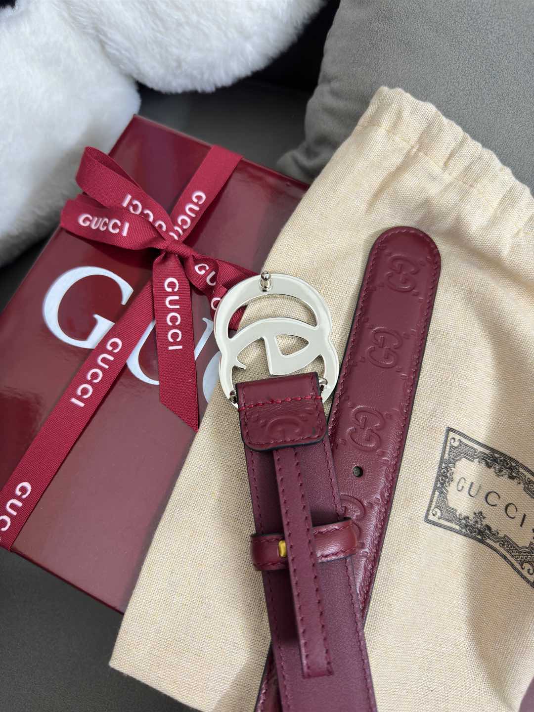  Gucci  安可拉红GG压花  宽度 3.0cm  平面GG扣