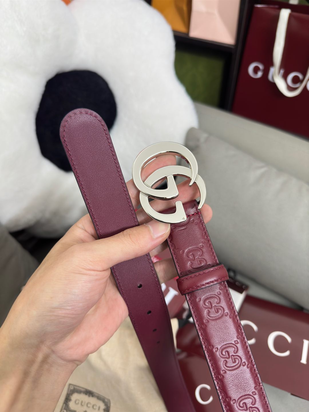  Gucci  安可拉红GG压花  宽度 3.0cm  平面GG扣