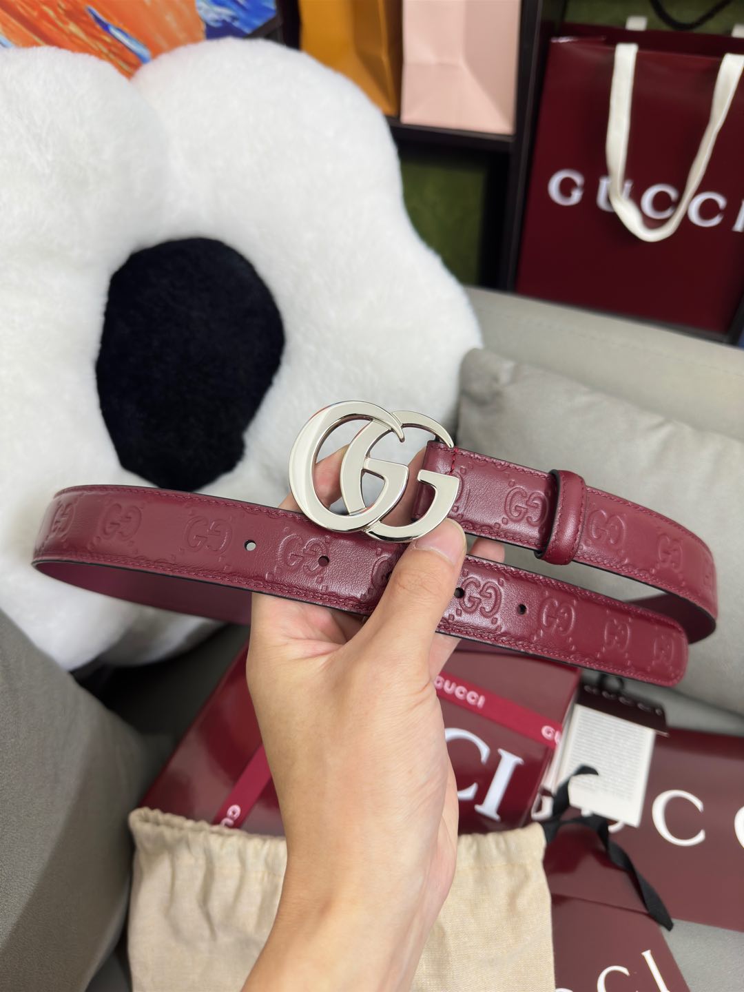  Gucci  安可拉红GG压花  宽度 3.0cm  平面GG扣