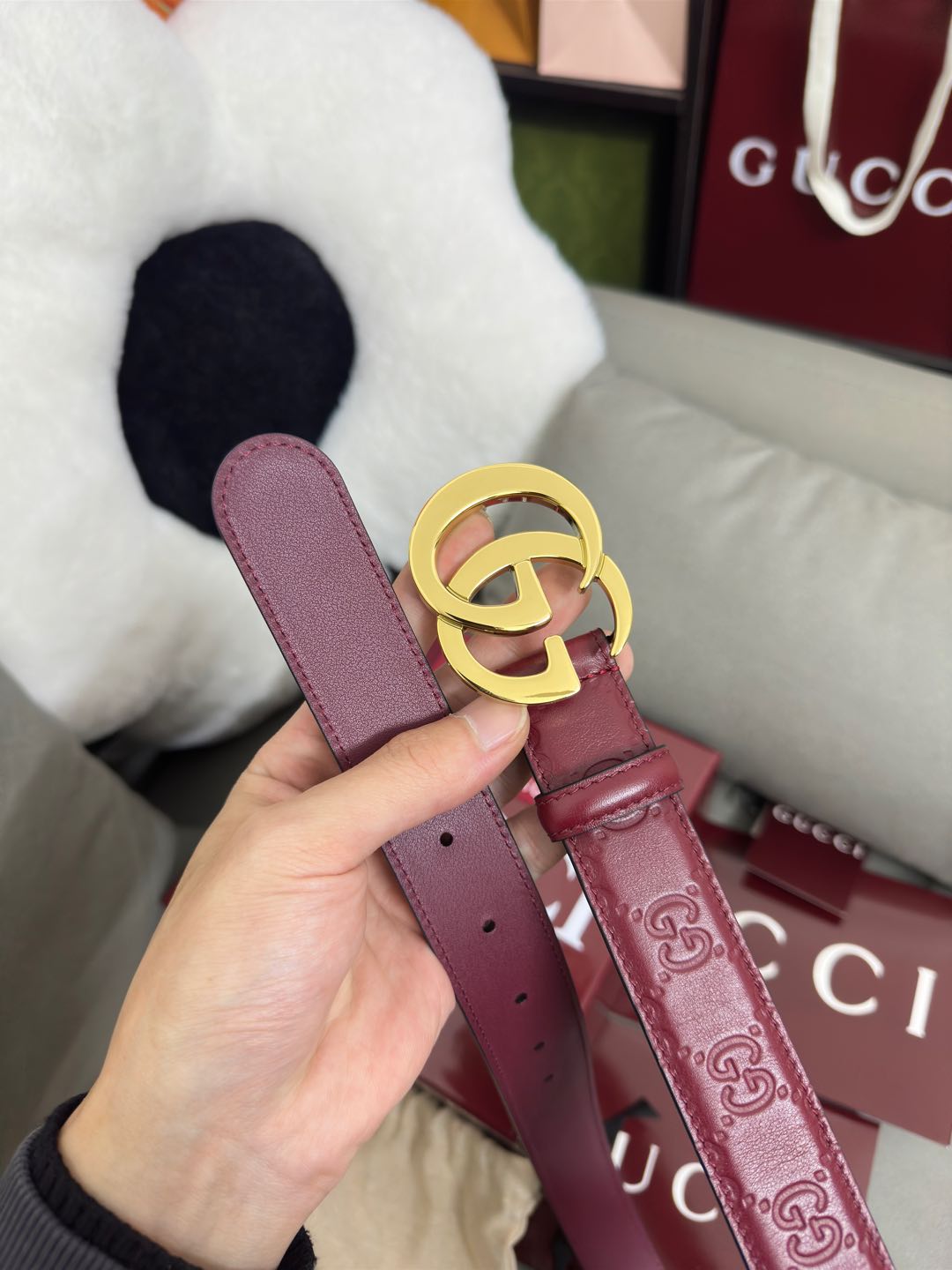  Gucci  安可拉红GG压花  宽度 3.0cm  平面GG扣