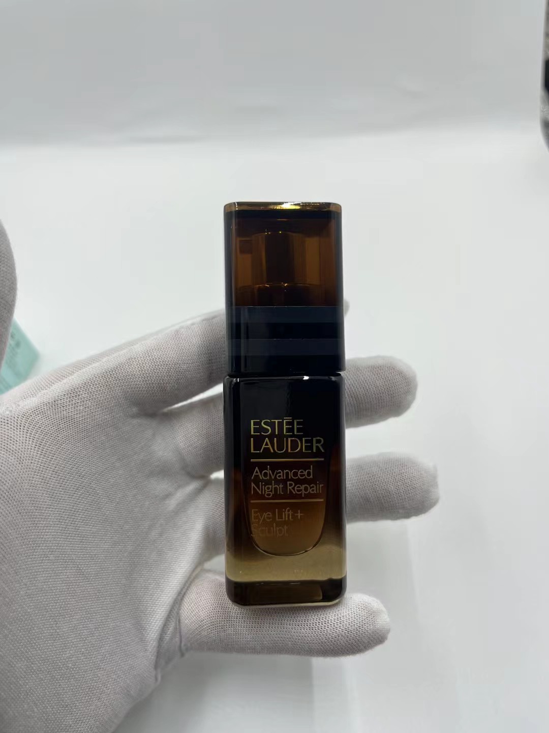 60💰
雅诗兰黛微雕眼霜15ml！