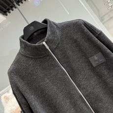 lP🆕-LoroPiana诺悠翩雅🔥🔥FW秋冬新款🆕老钱风羊毛夹克外套,专柜同步发售,原单狠货,面料选用 lP🆕-LoroPiana诺悠翩雅🔥🔥FW秋冬新款🆕老钱风羊毛夹克外套,专柜同步发售,原单狠货,面料选用