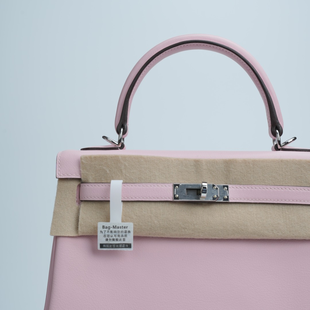 Hermes Kelly Pink handbag everyday