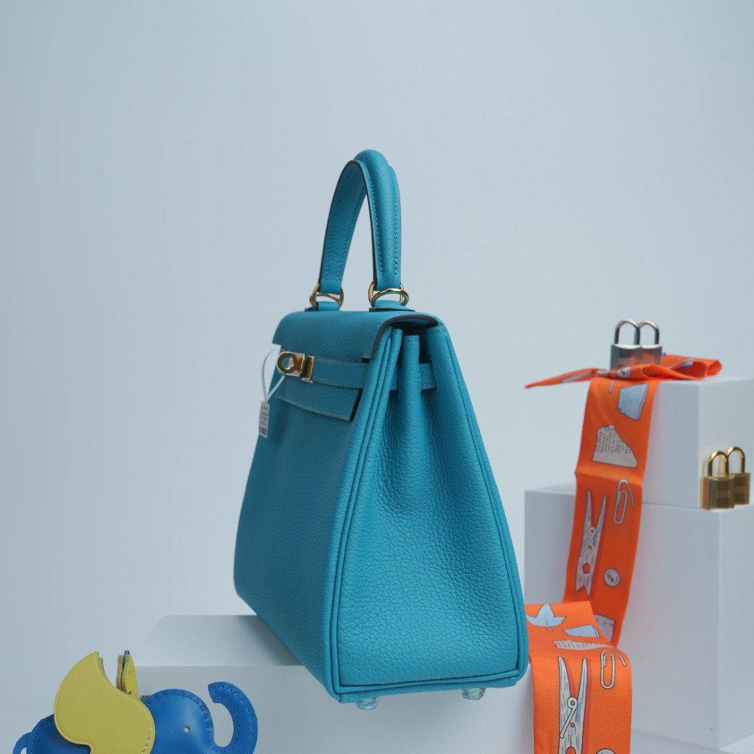 Hermes Birkin Turquoise everyday shoulder