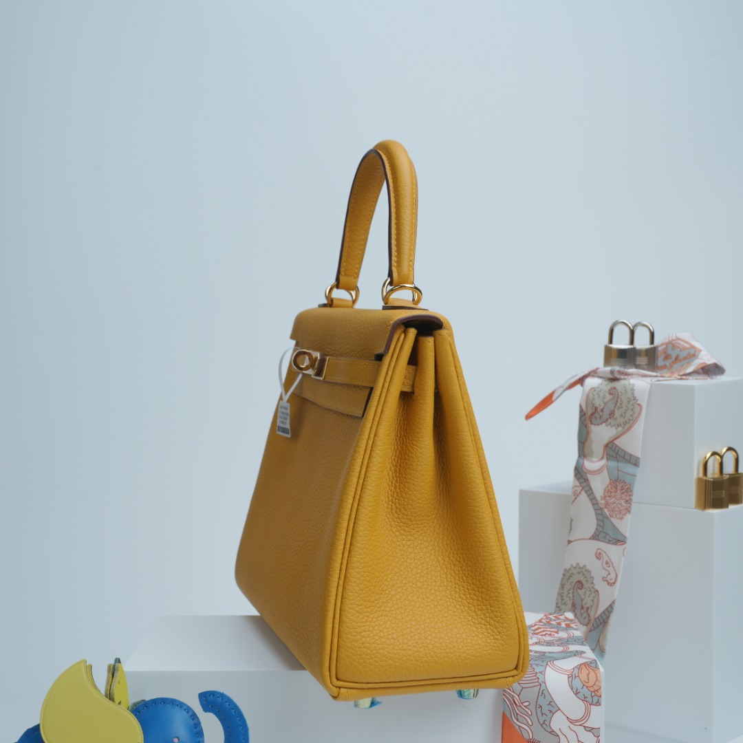 Hermes Kelly Yellow Togo shoulder everyday