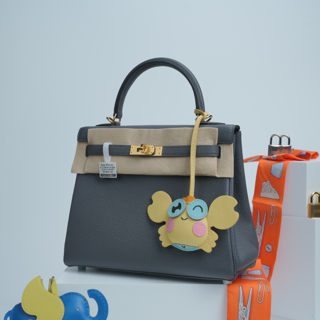Hermes Kelly Blue-grey Togo leather handbag everyday