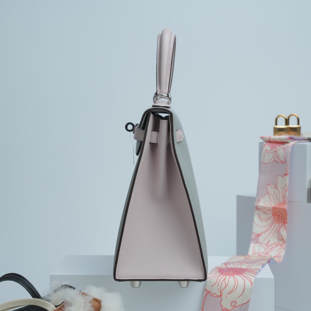 Hermes Kelly Light grey and pale pink Epsom shoulder everyday