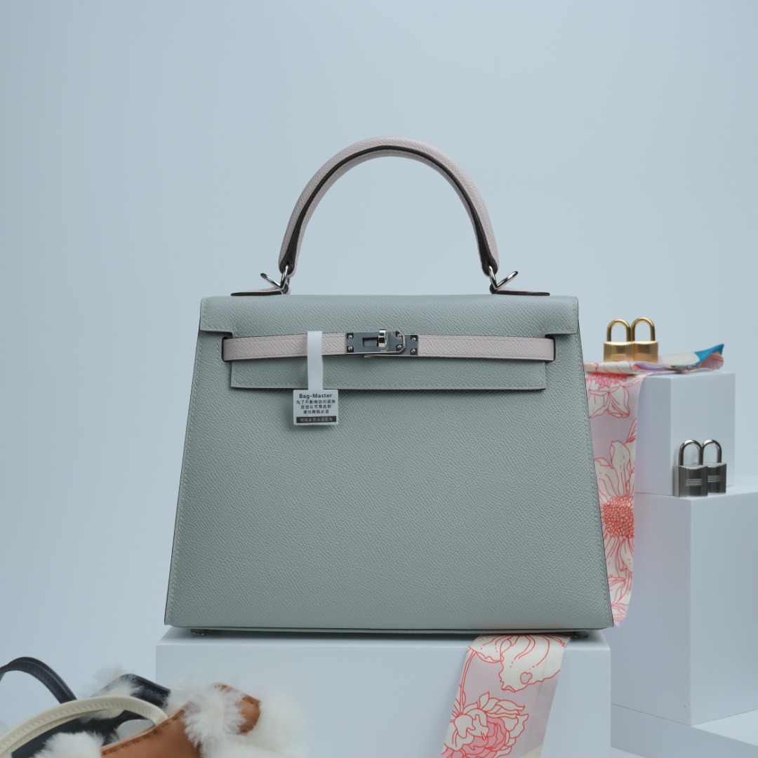 Hermes Kelly Light grey and pale pink Epsom shoulder everyday