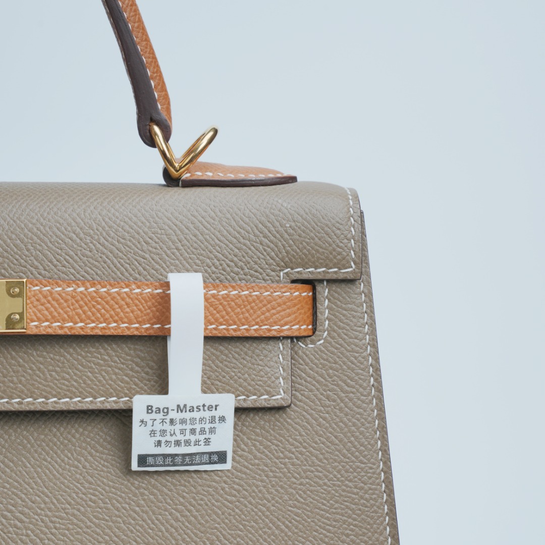Hermes Kelly Etoupe with Gold hardware work everyday